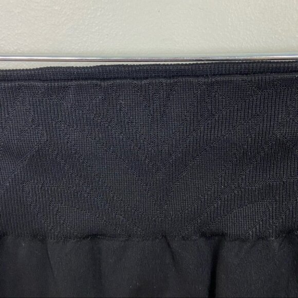 Aerie Chill Play Move Ankle Cut Out Detail Leggings Size Small Black High Rise S - Picture 5 of 15